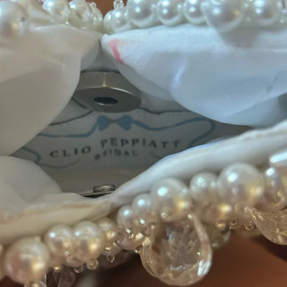 Clio Peppiatt Beaded Heart Purse - Ivory - Picture 5 of 6